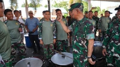 Kasum TNI Tinjau Pembangunan Hunian Sementara di Desa Napa Tapanuli Selatan