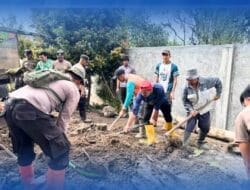 Polri Bersama Warga Pulihkan Masjid di Bener Meriah Pascabencana