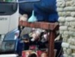 Solar Ilegal Melenggang Bebas di Lamongan, Hukum Seolah Mati di Jalan Blangit, Transportir Diduga Mafia BBM Lalu-lalang Tanpa Tersentuh, Publik Tantang Kapolda Jatim Bertindak