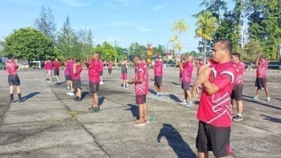 Latihan Rutin, Prajurit Kodim 1710/Mimika Tempuh Lari 8 Km