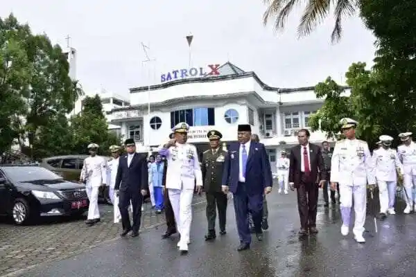 Kodaeral X TNI AL Gelar Upacara Tabur Bunga di Laut Dalam Rangka Hari Dharma Samudera 2026