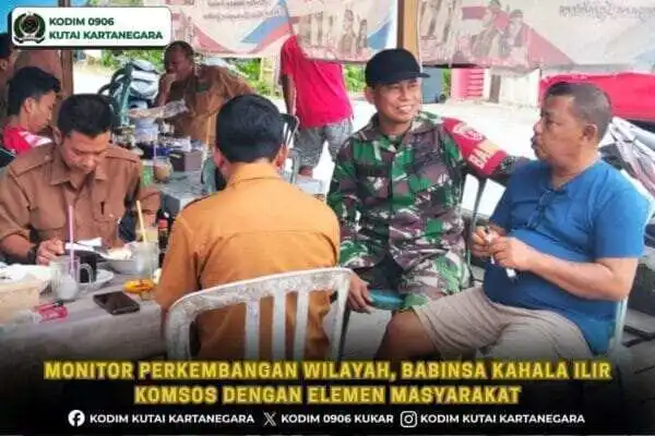 Monitor Perkembangan Wilayah, Babinsa Kahala Ilir Komsos dengan Elemen Masyarakat
