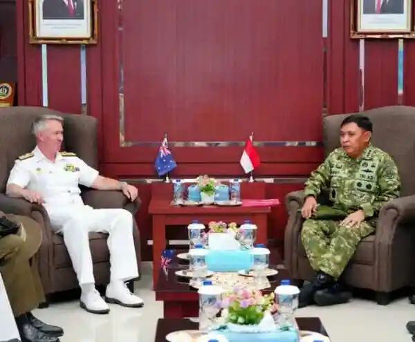 Asops Panglima TNI Terima Courtesy Call Kepala Operasi Gabungan Australia