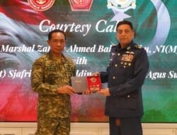 Perkuat Diplomasi Militer, Panglima TNI Bersama Menhan RI Terima Courtesy Call Kasau Pakistan