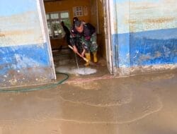 TNI AD Terjun Langsung Pulihkan Sekolah Terdampak Bencana di Aceh Tengah