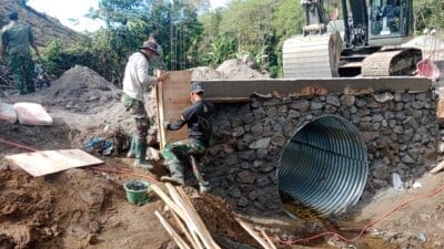Satgas Gulbencal Kodam IM Percepat Jembatan Armco Bener Meriah, Akses Vital Warga Segera Pulih