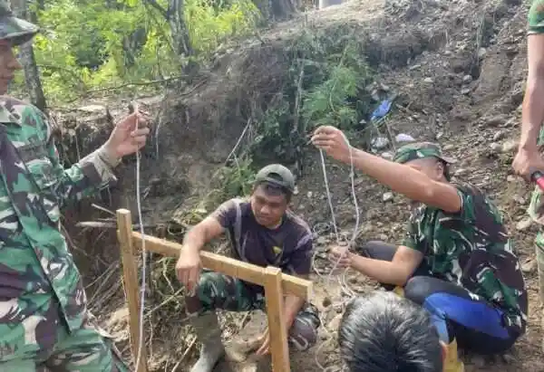 TNI AD Bangun Jembatan Aramco di Lima Puluh Kota, Perkuat Akses dan Ekonomi Warga