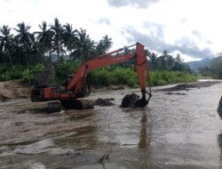 TNI AD Percepat Pembangunan Jembatan Gantung di Lima Puluh Kota, Akses Warga Segera Pulih