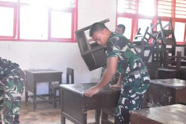TNI AD Pulihkan SDN 152983 Hutanabolon I Pasca Banjir, Sekolah Kembali Digunakan