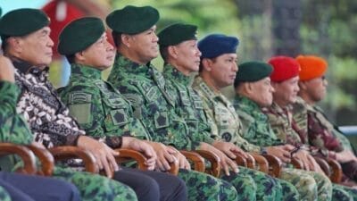 Pimpin Upacara HUT ke-65 Kostrad, Panglima TNI Tegaskan Peran Strategis Kostrad Jaga NKRI