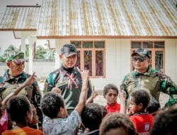 Koops TNI Papua Berbagi Kasih di Panti Asuhan Santa Susana Mimika