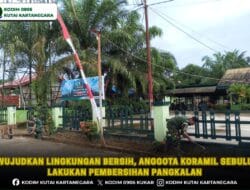 Wujudkan Lingkungan Bersih, Anggota Koramil Sebulu Lakukan Pembersihan Pangkalan