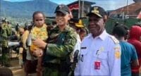 Koops TNI Habema Berbagi Kasih: Bagikan Sembako, Makan Bergizi Gratis, dan Pelayanan Kesehatan kepada Masyarakat Distrik Gome