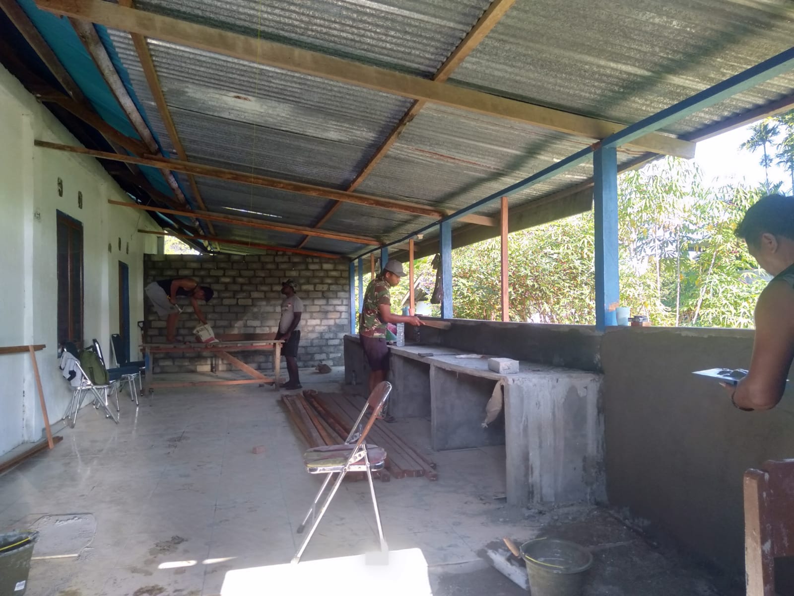 Renovasi Gereja  Persekutuan Kristen Alkitab Indonesia (GPKAI) Dapat Sentuhan TMMD, Jemaat ERROI Ucap Syukur