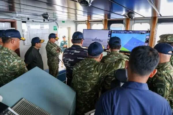 Panglima TNI Dampingi Menhan RI Tinjau Latihan Gabungan di Karimunjawa