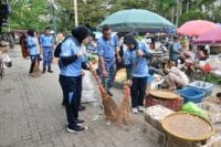 Sinergi TNI-Polri dan Masyarakat Peringati HUT ke-80 TNI AU, Lanud Sjamsudin Noor Gelar Karya Bakti di Pasar Ulin Raya Banjarbaru