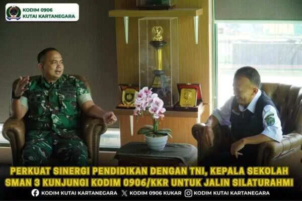 Perkuat Sinergi Pendidikan Dengan TNI, Kepala Sekolah SMAN 3 Kunjungi Kodim 0906/Kkr untuk Jalin Silaturahmi Perkuat Sinergi Pendidikan Dengan TNI, Kepala Sekolah SMAN 3 Kunjungi Kodim 0906/Kkr untuk Jalin Silaturahmi