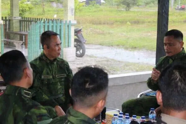 Wapangkoops TNI Habema Tinjau Kesiapsiagaan Prajurit di Pos Kotis Dekai Wapangkoops TNI Habema Tinjau Kesiapsiagaan Prajurit di Pos Kotis Dekai