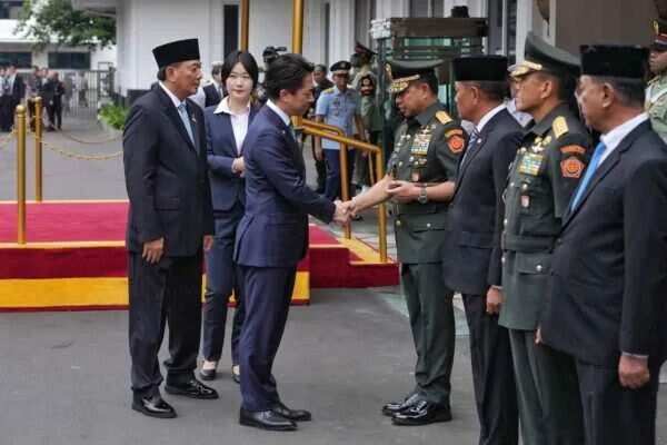 Perkuat Kemitraan Strategis Melalui Pertemuan Bilateral, Panglima TNI Dampingi Menhan RI Terima Kunjungan Menhan Jepang Perkuat Kemitraan Strategis Melalui Pertemuan Bilateral, Panglima TNI Dampingi Menhan RI Terima Kunjungan Menhan Jepang