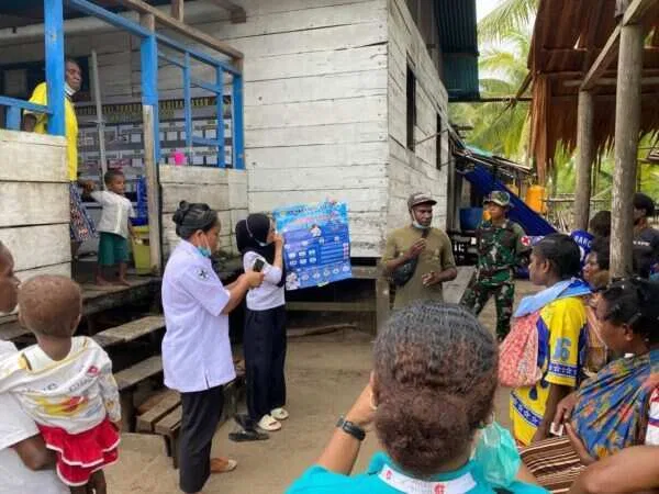 Posyandu Balita dan Lansia, Satgas TMMD Bantu dan Dampingi Petugas Kesehatan Posyandu Balita dan Lansia, Satgas TMMD Bantu dan Dampingi Petugas Kesehatan