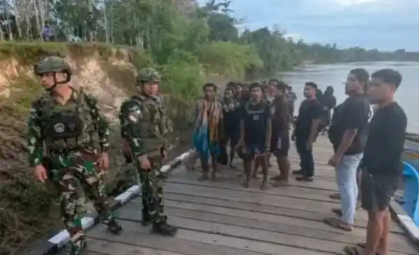 Koops TNI Habema Evakuasi 44 Pendulang Emas dari Gangguan OPM di Pegunungan Bintang
