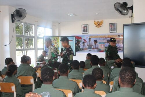 TNI Tanamkan Wawasan Kebangsaan Melalui Program Papua Pintar
