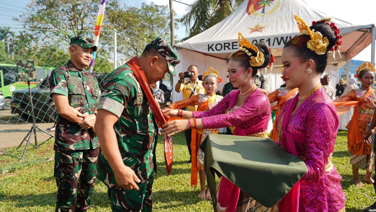 TMMD Ke-128 Resmi Ditutup, Danpusterad Apresiasi Sinergi Pemkot Bekasi dan Masyarakat TMMD Ke-128 Resmi Ditutup, Danpusterad Apresiasi Sinergi Pemkot Bekasi dan Masyarakat