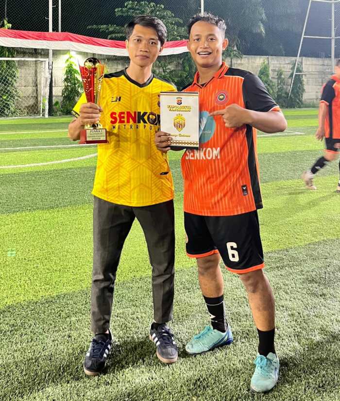 Adu Gengsi Antar Instansi, Senkom FC Keluar Sebagai Jawara Adu Gengsi Antar Instansi, Senkom FC Keluar Sebagai Jawara