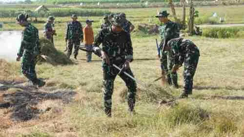 Pererat Kemanunggalan, Brigif TP 33/Naga Sesha Gelar Karya Bakti dan Anjangsana di Bubulan Bojonegoro Pererat Kemanunggalan, Brigif TP 33/Naga Sesha Gelar Karya Bakti dan Anjangsana di Bubulan Bojonegoro
