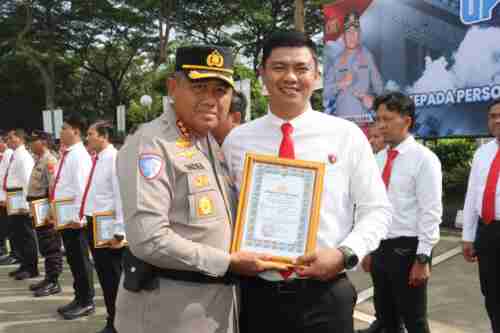 Ipda Syaiful Rusdiansyah Raih Penghargaan Kapolresta Tangerang atas Pengungkapan Kasus Pembunuhan Berencana Ipda Syaiful Rusdiansyah Raih Penghargaan Kapolresta Tangerang atas Pengungkapan Kasus Pembunuhan Berencana