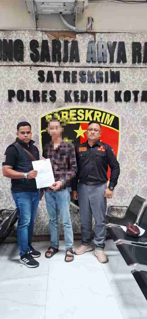 GRIB Jaya Kediri Desak Transparansi, Debitur Adukan Perhitungan Pelunasan Rp130 Juta ke Polresta Kediri GRIB Jaya Kediri Desak Transparansi, Debitur Adukan Perhitungan Pelunasan Rp130 Juta ke Polresta Kediri