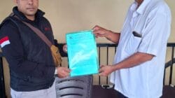 "Rekaman Telepon Jadi Sorotan, Dugaan Intervensi Penanganan Perkara Dilaporkan ke Propam Polresta Kediri". "Rekaman Telepon Jadi Sorotan, Dugaan Intervensi Penanganan Perkara Dilaporkan ke Propam Polresta Kediri".