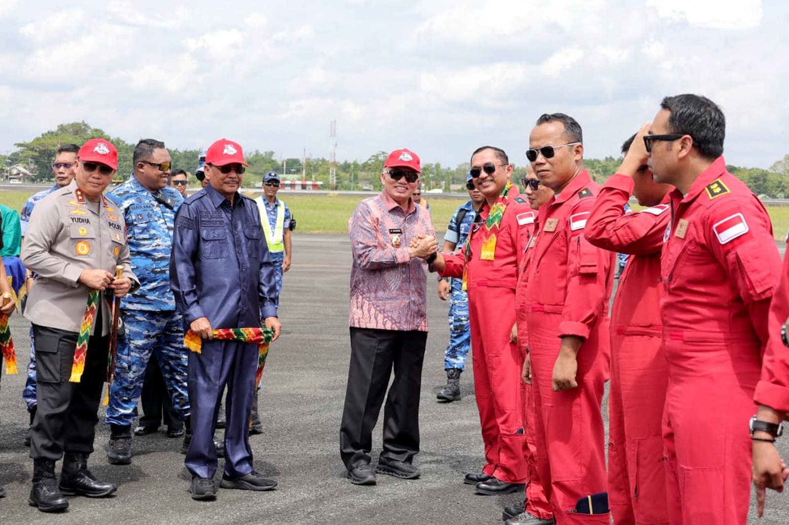 Open Base Jupiter Aerobatic Team di Lanud Sjamsudin Noor, Disambut Meriah Ribuan Warga Banua Padati Apron