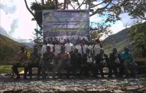 Kodim 1714/Puncak Peduli Pendidikan Hadiri Penamatan Siswa Sekolah Alkitab Mulia Ke-56 Tahun 2026 Kodim 1714/Puncak Peduli Pendidikan Hadiri Penamatan Siswa Sekolah Alkitab Mulia Ke-56 Tahun 2026