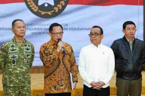 Wakil Ketua I Satgas PRR Letjen TNI Richard Tampubolon dampingi Ketua Satgas : Satgas PRR Minta K/L dan Pemda Tancap Gas Pemulihan Permanen Wakil Ketua I Satgas PRR Letjen TNI Richard Tampubolon dampingi Ketua Satgas : Satgas PRR Minta K/L dan Pemda Tancap Gas Pemulihan Permanen