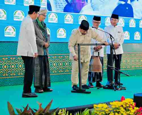 Panglima TNI Dampingi Presiden Prabowo Tutup Munas Alim Ulama dan Konbes NU 2026 di Bangkalan Panglima TNI Dampingi Presiden Prabowo Tutup Munas Alim Ulama dan Konbes NU 2026 di Bangkalan