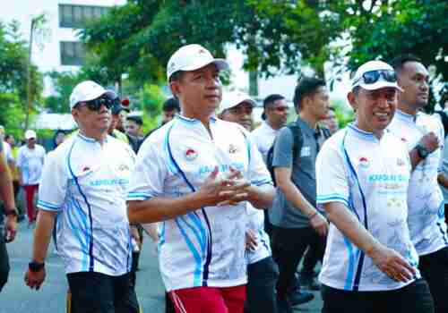 Panglima TNI Hadiri Olahraga Bersama Hari Bhayangkara ke-80, Perkuat Soliditas TNI-Polri Panglima TNI Hadiri Olahraga Bersama Hari Bhayangkara ke-80, Perkuat Soliditas TNI-Polri