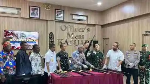 Yonif 410/Alugoro berhasil merebut hati 37 OPM kembali ke NKRI
