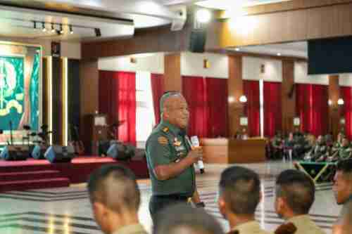 Wakasad Berikan Pembekalan kepada Taruna Akademi Militer Tingkat III/Sermatar TP 2025/2026 Jelang Prasetya Perwira TNI Wakasad Berikan Pembekalan kepada Taruna Akademi Militer Tingkat III/Sermatar TP 2025/2026 Jelang Prasetya Perwira TNI