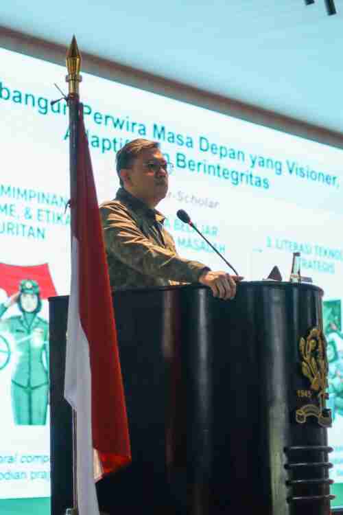 Wakil Ketua Komisi I DPR RI Bekali Taruna Akademi Militer tentang Kepemimpinan Militer Era Kontemporer Wakil Ketua Komisi I DPR RI Bekali Taruna Akademi Militer tentang Kepemimpinan Militer Era Kontemporer
