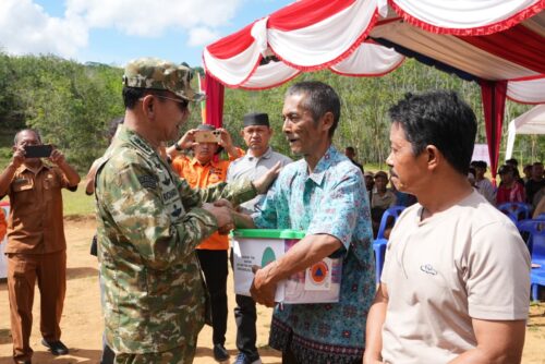 Wakil Ketua 1 Satgas PRR Letjen TNI Richard Tampubolon Tinjau Padang Sidimpuan dan Tapanuli Selatan Sumatera Utara. Ada Apa? Wakil Ketua 1 Satgas PRR Letjen TNI Richard Tampubolon Tinjau Padang Sidimpuan dan Tapanuli Selatan Sumatera Utara. Ada Apa?