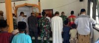Tingkatkan Iman dan Taqwa, Satgas TMMD 129 Kodim 1505/Tidore Tunaikan Shalat Jumat Bersama Warga