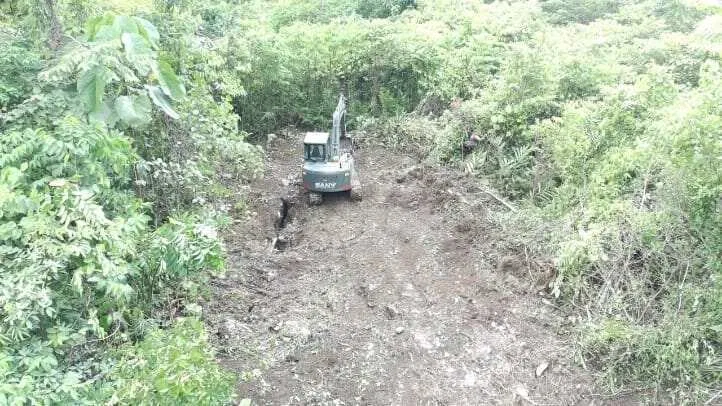 Program Unggulan TNI AD Berjalan, Satgas TMMD Ke-129 Buka Lahan Ketahanan Pangan di Kampung Sesor Program Unggulan TNI AD Berjalan, Satgas TMMD Ke-129 Buka Lahan Ketahanan Pangan di Kampung Sesor