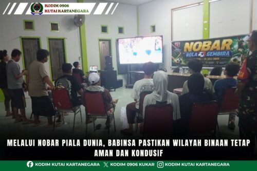 Melalui Nobar Piala Dunia, Babinsa Pastikan Wilayah Binaan Tetap Aman dan Kondusif Melalui Nobar Piala Dunia, Babinsa Pastikan Wilayah Binaan Tetap Aman dan Kondusif