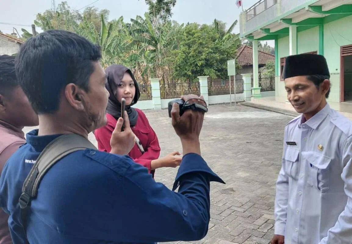 Kades Kesongo Apresiasi Sinergitas TNI-Polri dan Pemkab Melalui TMMD 129 Bojonegoro Kades Kesongo Apresiasi Sinergitas TNI-Polri dan Pemkab Melalui TMMD 129 Bojonegoro