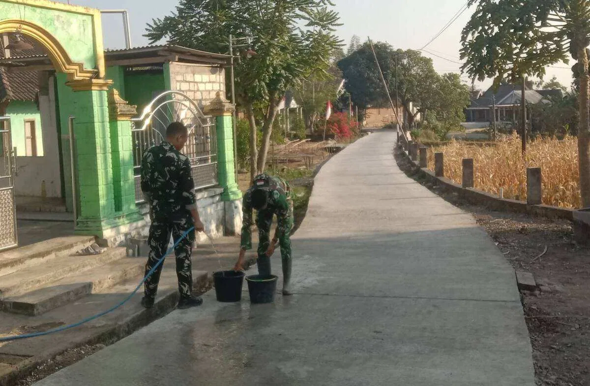 Menjaga Napas Jalan Baru: Dedikasi Satgas TMMD 129 Bojonegoro Merawat Impian Warga Kesongo Menjaga Napas Jalan Baru: Dedikasi Satgas TMMD 129 Bojonegoro Merawat Impian Warga Kesongo