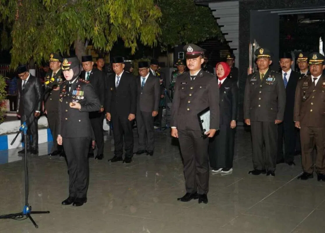 Bersama Jajaran Forkopimda, Dandim Bojonegoro Ikuti Apel Kehormatan dan Renungan Suci di TMP