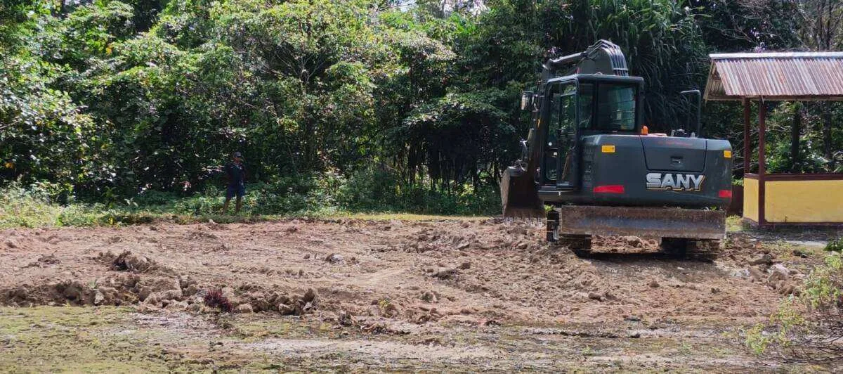 Dukung Pelayanan Umat, Satgas TMMD Ke-129 Kodim 1807/Sorong Selatan Siapkan Lahan Rumah Pastori di Kampung Sesor Dukung Pelayanan Umat, Satgas TMMD Ke-129 Kodim 1807/Sorong Selatan Siapkan Lahan Rumah Pastori di Kampung Sesor