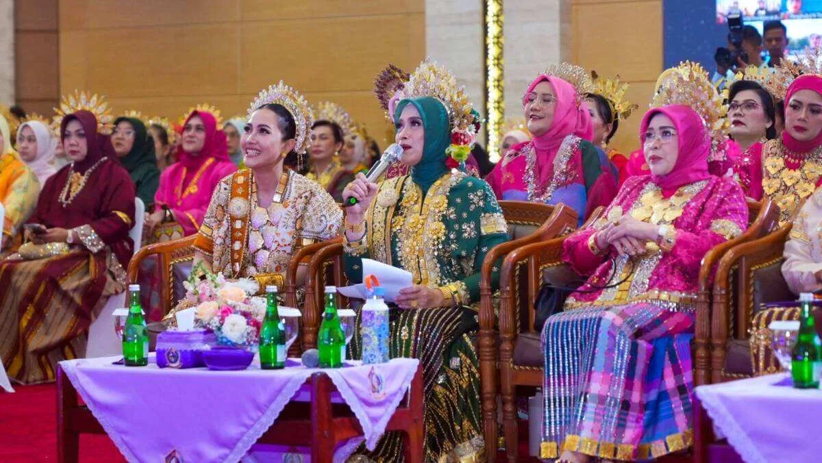 IKKT PWA Enam Dekade Berkarya Mewujudkan Kesejahteraan Keluarga yang Berkualitas IKKT PWA Enam Dekade Berkarya Mewujudkan Kesejahteraan Keluarga yang Berkualitas