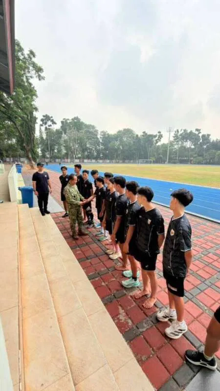 Letjen TNI Richard Tampubolon Tinjau Atlet Pelatnas Taekwondo Indonesia di Markas Kopassus